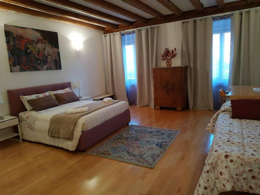 In Centro A Triest Zewnętrze zdjęcie